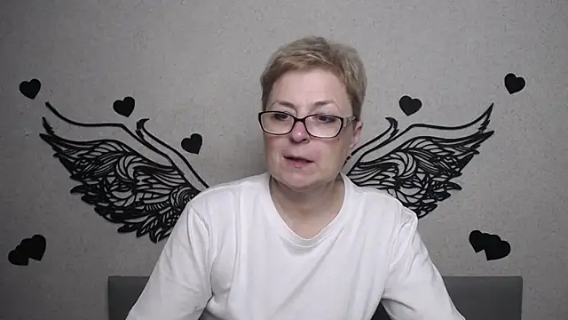 EmiliaGree online show from 05-31-26, 05:20
