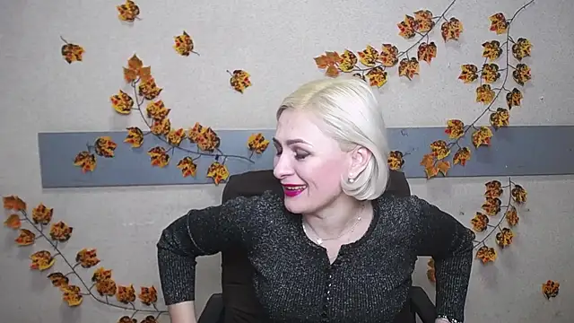 Snapshot of OliviaHorst chatting on 12-12-24, 06:25 OliviaHorst online show from 12-12-24, 06:25