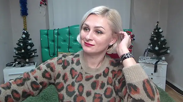 Snapshot of OliviaHorst chatting on 12-18-24, 05:31 OliviaHorst online show from 12-18-24, 05:31