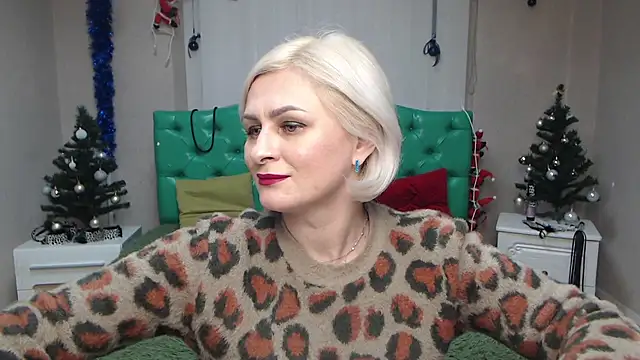 Snapshot of OliviaHorst chatting on 01-04-25, 09:32 OliviaHorst online show from 01-04-25, 09:32