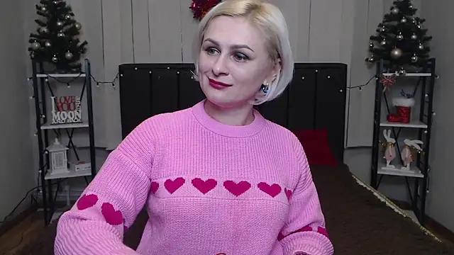 Snapshot of OliviaHorst chatting on 01-11-25, 02:58 OliviaHorst online show from 01-11-25, 02:58