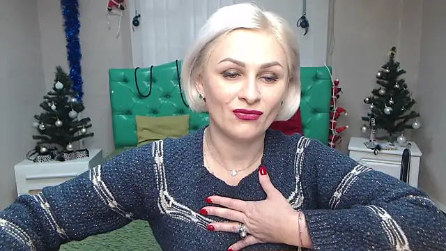 Snapshot of OliviaHorst chatting on 01-15-25, 12:15 OliviaHorst online show from 01-15-25, 12:15