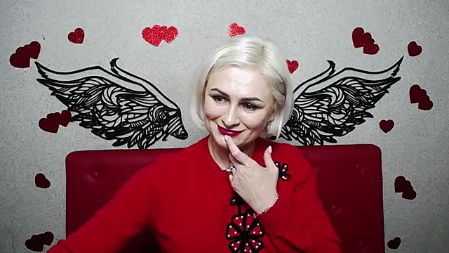 Snapshot of OliviaHorst chatting on 02-13-25, 09:20 OliviaHorst online show from 02-13-25, 09:20