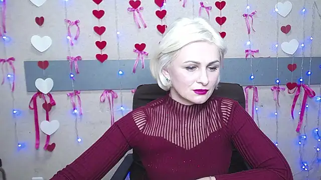 Snapshot of OliviaHorst chatting on 02-20-25, 09:33 OliviaHorst online show from 02-20-25, 09:33