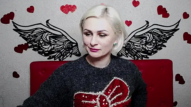 Snapshot of OliviaHorst chatting on 02-26-25, 01:08 OliviaHorst online show from 02-26-25, 01:08