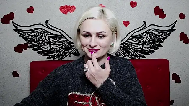 Snapshot of OliviaHorst chatting on 02-26-25, 04:14 OliviaHorst online show from 02-26-25, 04:14