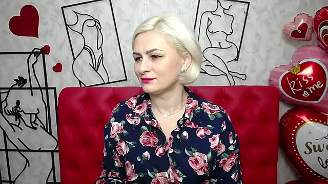 Snapshot of OliviaHorst chatting on 03-06-25, 06:08 OliviaHorst online show from 03-06-25, 06:08