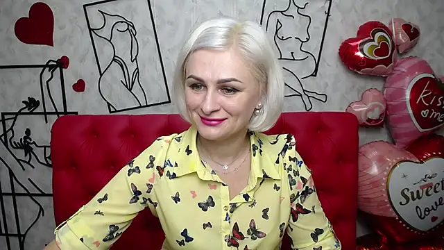 Snapshot of OliviaHorst chatting on 03-15-25, 10:46 OliviaHorst online show from 03-15-25, 10:46