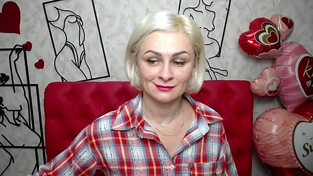 Snapshot of OliviaHorst chatting on 03-20-25, 03:25 OliviaHorst online show from 03-20-25, 03:25