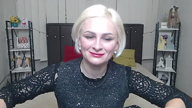 Snapshot of OliviaHorst chatting on 10-08-25, 05:38 OliviaHorst online show from 10-08-25, 05:38