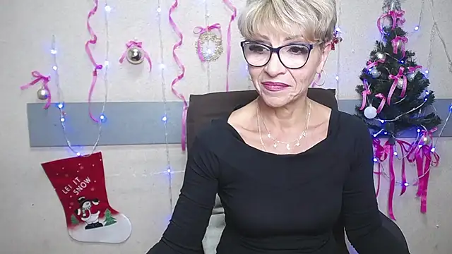 EllaBonito online show from 12-19-24, 06:23