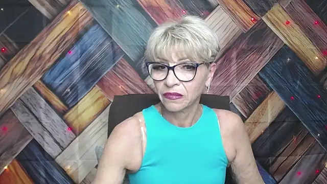 EllaBonito online show from 09-17-25, 05:20