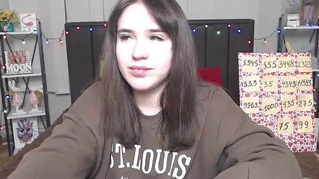 LauraHlot online show from 02-02-25, 02:27