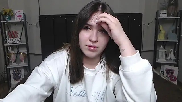 LauraHlot online show from 02-09-25, 06:43