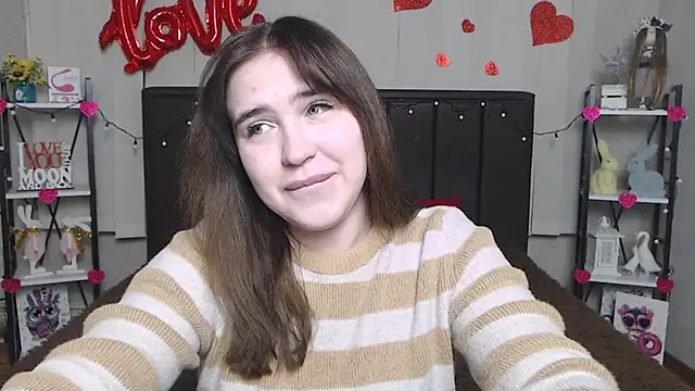 LauraHlot online show from 02-16-25, 09:27