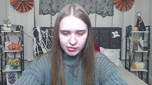 LauraHlot online show from 11-04-25, 06:51