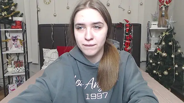 LauraHlot online show from 01-05-26, 06:22