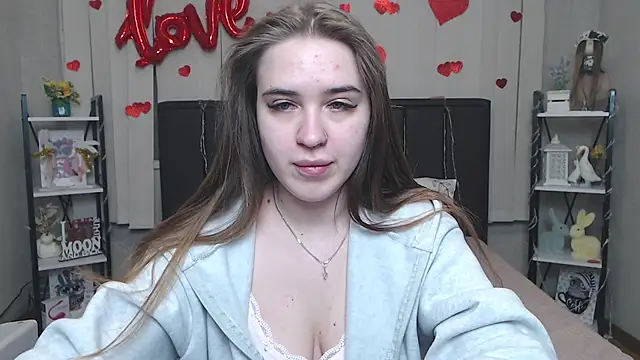 LauraHlot online show from 02-28-26, 06:42