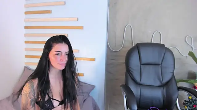 Snapshot of Sofia__rivera chatting on 12-18-24, 07:41 Sofia rivera online show from 12-18-24, 07:41