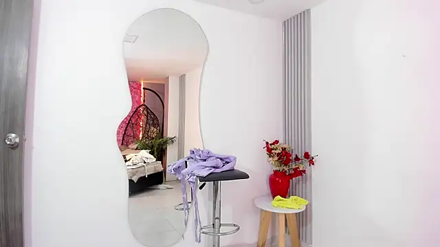 Snapshot of Sofia__rivera chatting on 02-01-25, 10:55 Sofia rivera online show from 02-01-25, 10:55