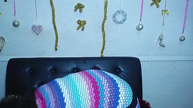 LuciaMii online show from 12-29-24, 09:09