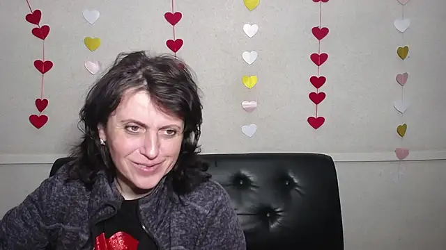 LuciaMii online show from 02-11-25, 09:14