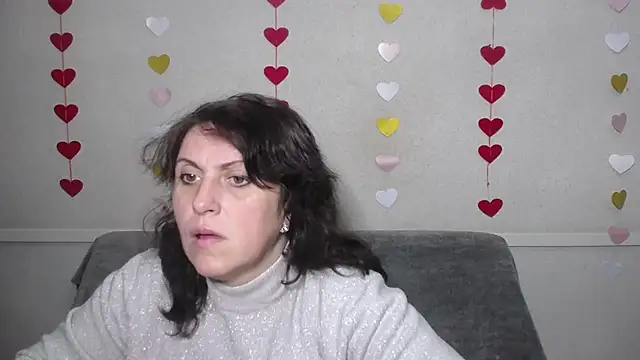 LuciaMii online show from 02-23-25, 05:56