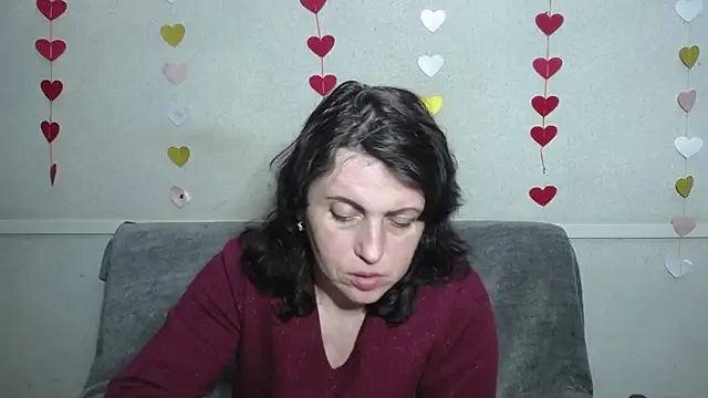 LuciaMii online show from 02-25-25, 12:14