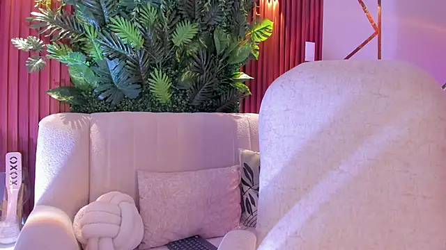 foxxxmegan online show from 10-21-25, 04:08