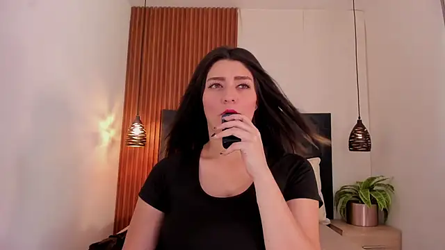 SARA STONE17 online show from 12-11-24, 07:36