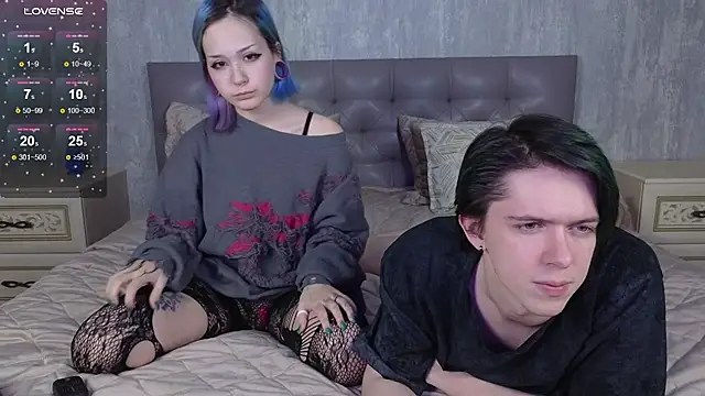 Snapshot of L_oly chatting on 12-16-24, 11:28 L oly online show from 12-16-24, 11:28