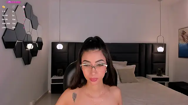 ValeriaVelvet online show from 03-19-25, 05:50