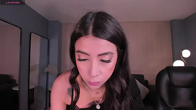 ValeriaVelvet online show from 05-01-26, 12:10