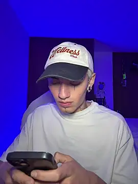 jackfrost 18 online show from 07-05-26, 04:07