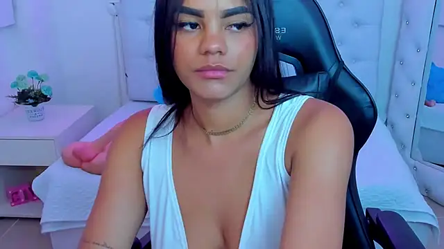 silvana  miller online show from 02-18-25, 07:09