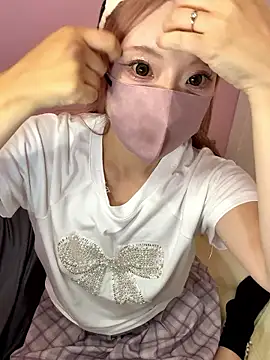 Snapshot of alice__1111 chatting on 09-17-25, 01:13 alice 1111 online show from 09-17-25, 01:13