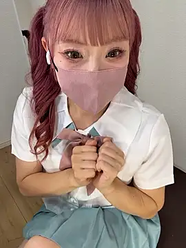 Snapshot of alice__1111 chatting on 11-09-25, 11:30 alice 1111 online show from 11-09-25, 11:30