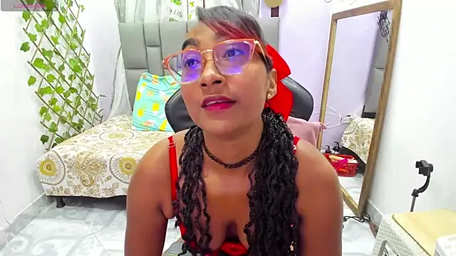 MurphyAngelina online show from 09-28-25, 03:23