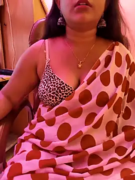 Snapshot of nisha_baby2 chatting on 10-19-25, 08:04 nisha baby2 online show from 10-19-25, 08:04