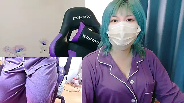 Snapshot of hazuki_8008 chatting on 12-02-25, 03:12 hazuki 8008 online show from 12-02-25, 03:12