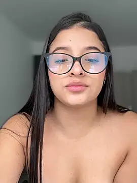 Snapshot of Arilw chatting on 12-12-24, 05:37 Arilw online show from 12-12-24, 05:37