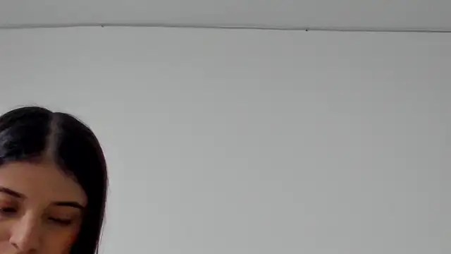 Snapshot of Arilw chatting on 02-05-25, 03:20 Arilw online show from 02-05-25, 03:20