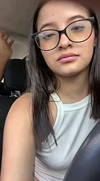 Snapshot of Arilw chatting on 02-28-25, 05:48 Arilw online show from 02-28-25, 05:48