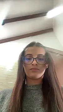 Snapshot of Arilw chatting on 03-19-26, 02:10 Arilw online show from 03-19-26, 02:10