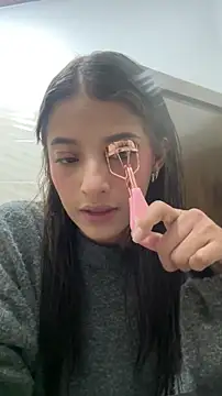 Snapshot of Arilw chatting on 03-21-26, 08:08 Arilw online show from 03-21-26, 08:08