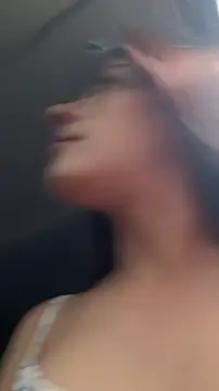 Snapshot of Arilw chatting on 03-29-26, 10:10 Arilw online show from 03-29-26, 10:10