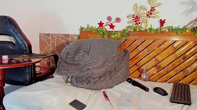 Scarlett diaz17 online show from 12-19-24, 02:57