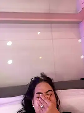 ariel jonees online show from 02-06-26, 05:05