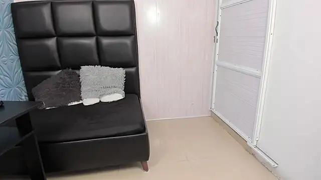 Milk max 18 online show from 02-09-25, 02:28