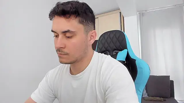 MatMalonne online show from 03-14-25, 01:24